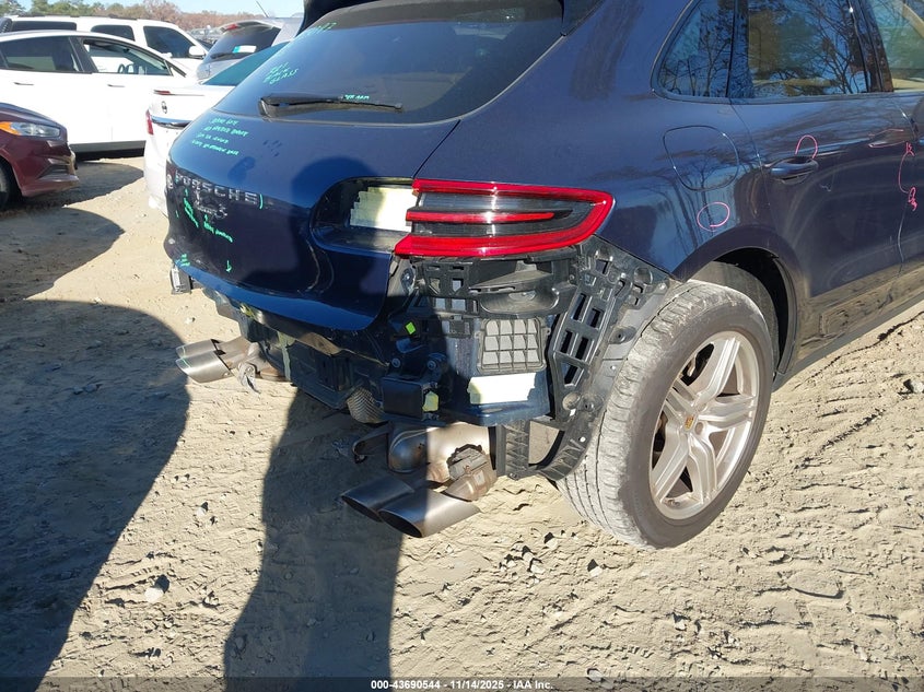 2016 PORSCHE MACAN S WP1AB2A55GLB53856