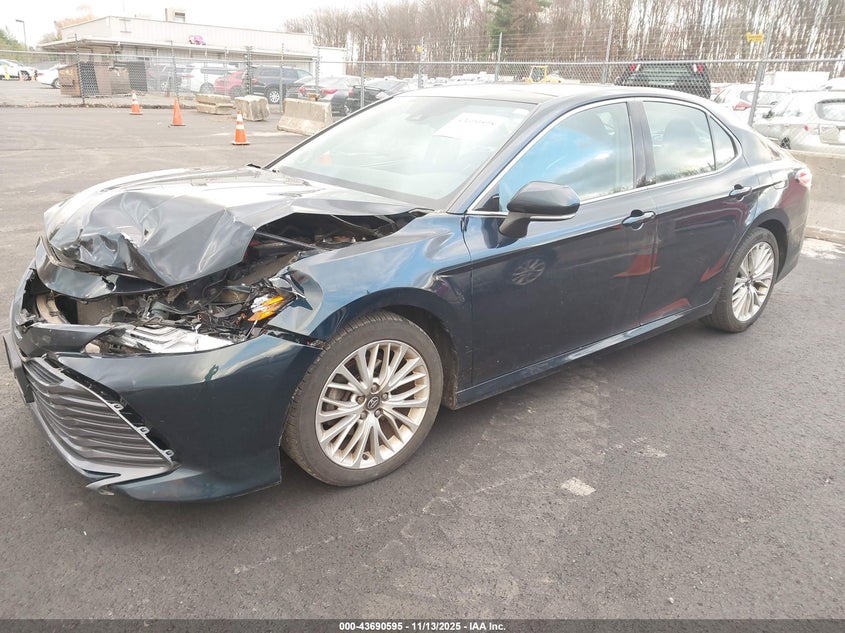 4T1B11HK5KU297209 2019 TOYOTA CAMRY photo no. 2