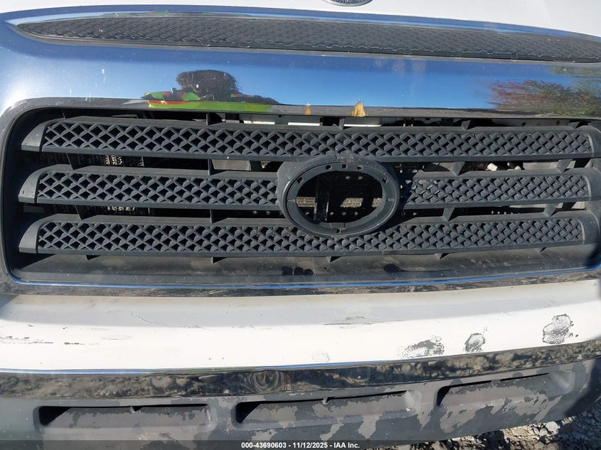 5TFRT541X7X010910 2007 TOYOTA TUNDRA photo no. 17