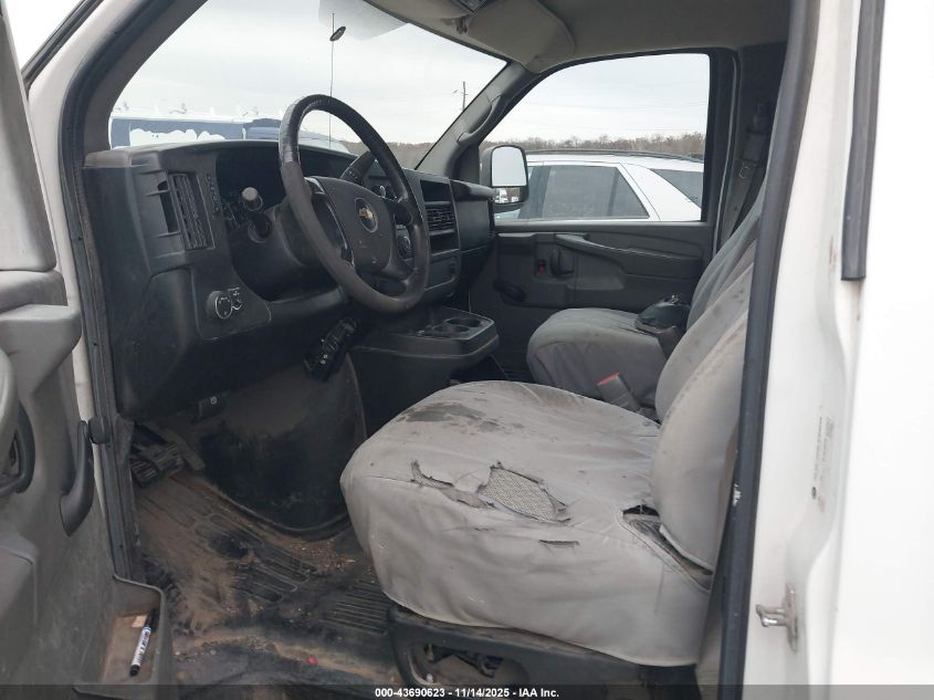 2012 Chevrolet Express Cutaway Work Van VIN: 1GB0G2BG8C1117765 Lot: 43690623