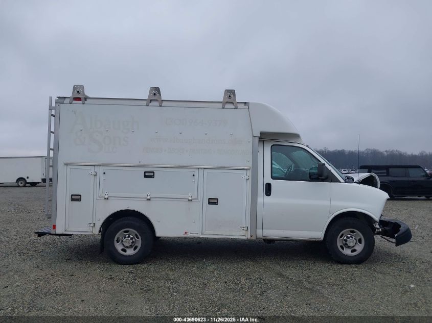 2012 Chevrolet Express Cutaway Work Van VIN: 1GB0G2BG8C1117765 Lot: 43690623