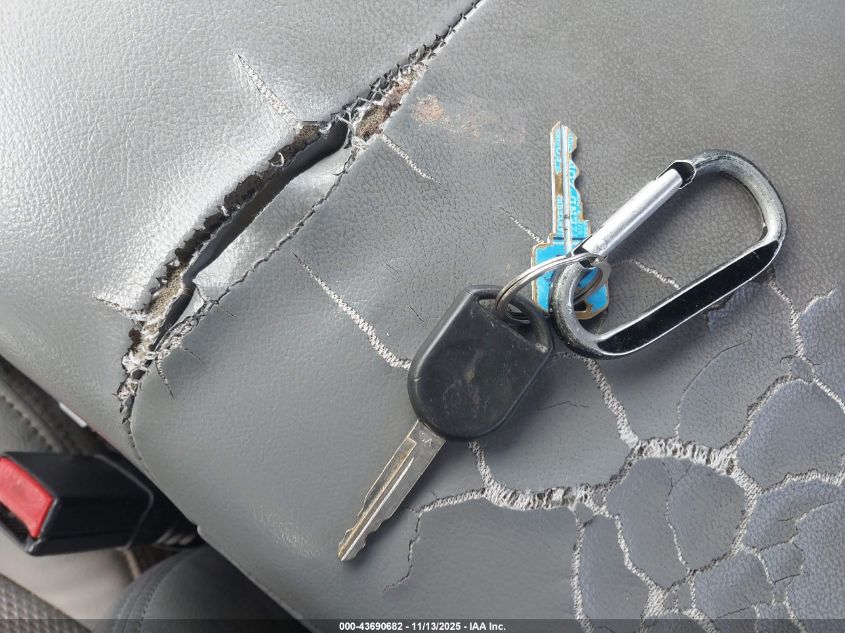 2006 Ford F-150 Stx/Xl/Xlt VIN: 1FTRF12266KE04105 Lot: 43690682