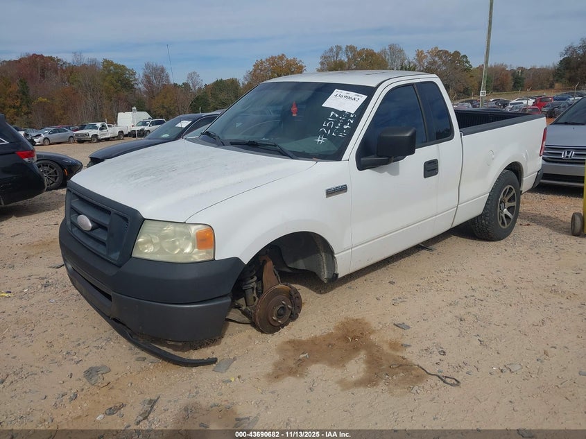 1FTRF12266KE04105 2006 FORD F-150 photo no. 2