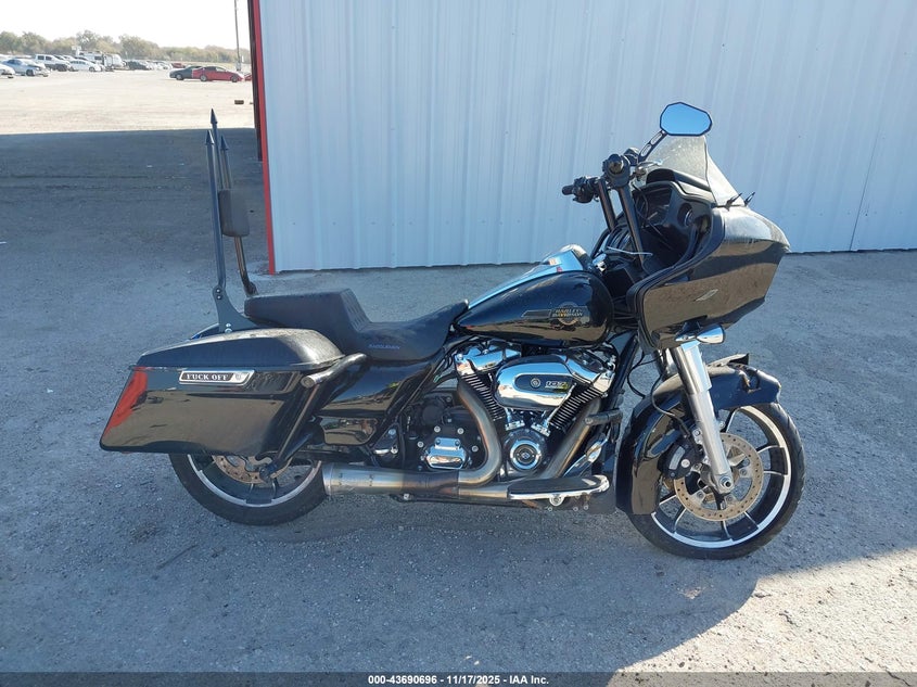 2023 Harley-Davidson Fltrx VIN: 1HD1KHC11PB655055 Lot: 43690696