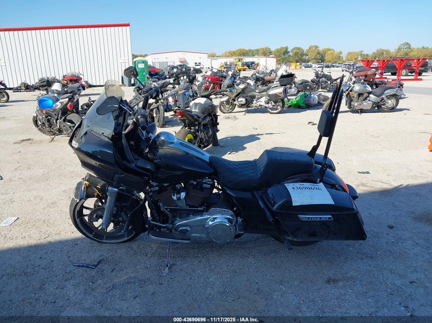 2023 Harley-Davidson Fltrx VIN: 1HD1KHC11PB655055 Lot: 43690696