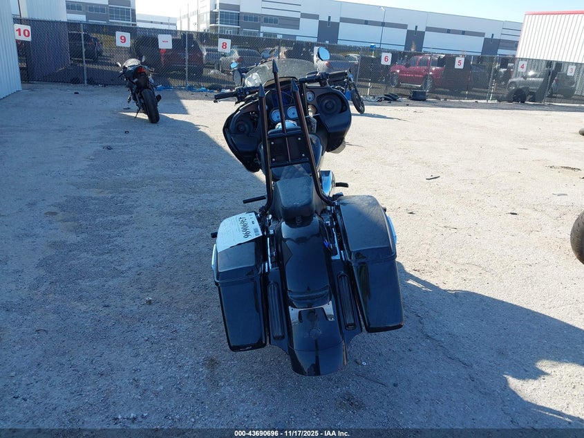 2023 Harley-Davidson Fltrx VIN: 1HD1KHC11PB655055 Lot: 43690696