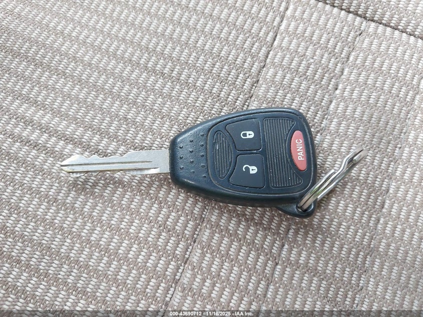 2008 Dodge Ram 1500 Slt VIN: 1D7HU18208S584800 Lot: 43690712