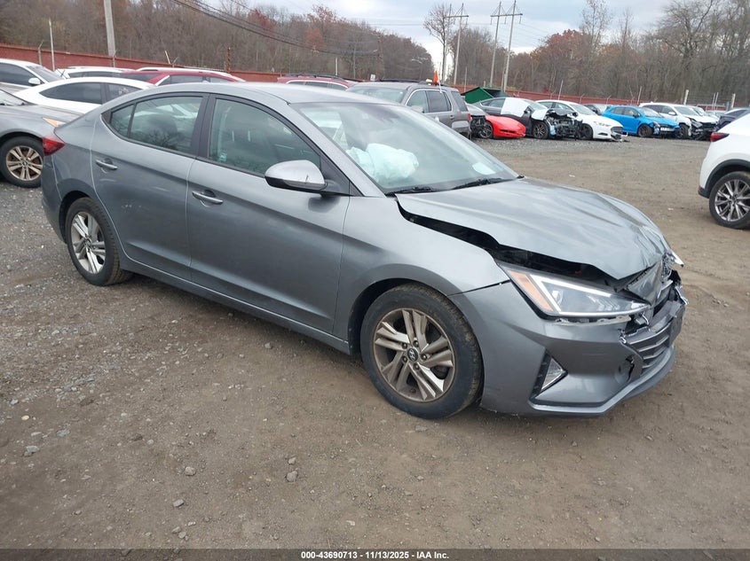 HYUNDAI ELANTRA SEL