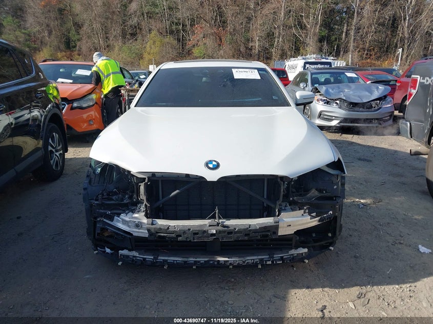 2019 BMW 540I xDrive VIN: WBAJE7C51KWW22142 Lot: 43690747
