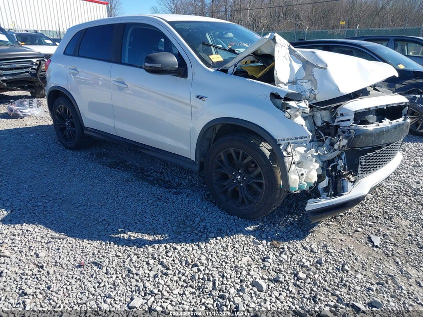 MITSUBISHI OUTLANDER SPORT 2.0 LE