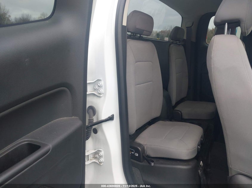 1GCHSBEA8N1238657 2022 CHEVROLET COLORADO photo no. 8