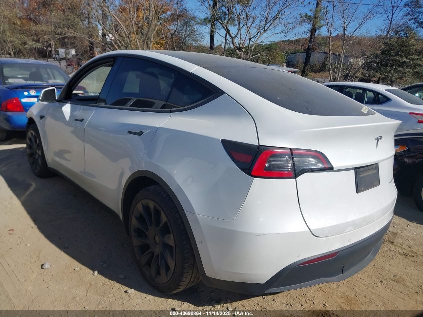 2021 Tesla Model Y Long Range Dual Motor All-Wheel Drive VIN: 5YJYGDEE7MF065090 Lot: 43690864