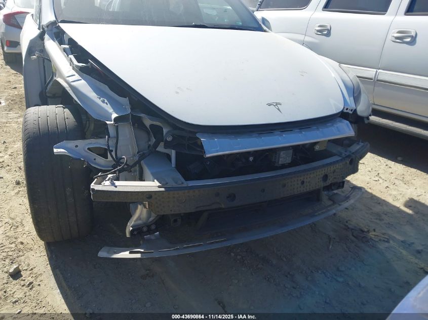 2021 Tesla Model Y Long Range Dual Motor All-Wheel Drive VIN: 5YJYGDEE7MF065090 Lot: 43690864