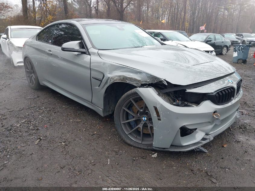 BMW M4 CS