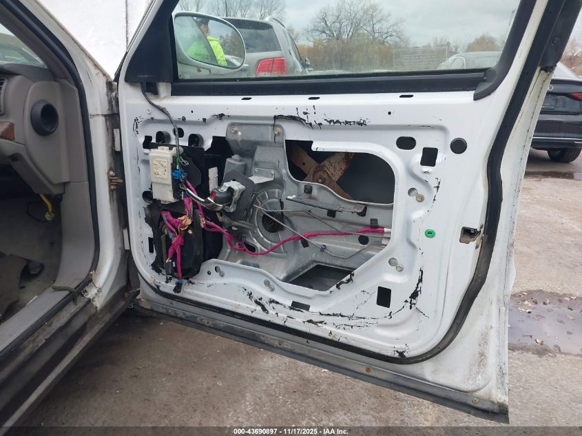 1999 Buick Park Avenue VIN: 1G4CW52KXX4601339 Lot: 43690897