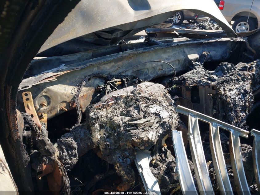 2010 Mercury Mariner Premier VIN: 4M2CN8H71AKJ11350 Lot: 43690930