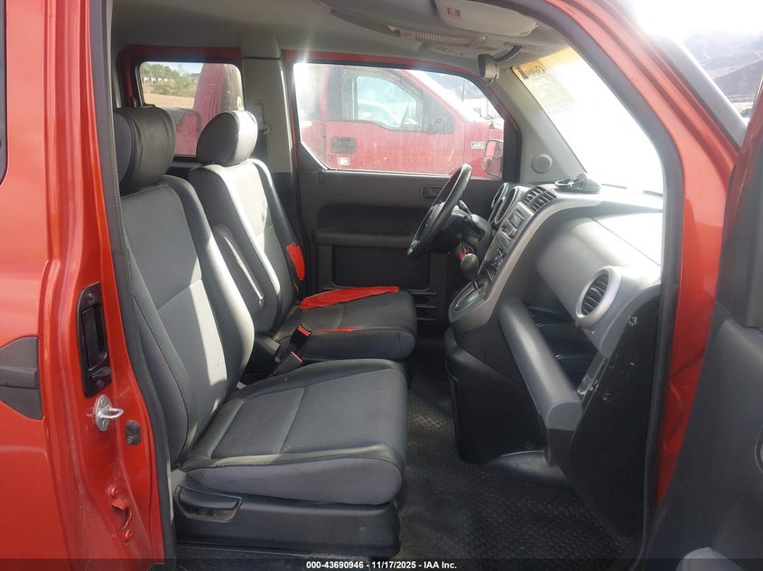 5J6YH28523L047261 2003 HONDA ELEMENT photo no. 5