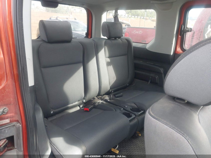 5J6YH28523L047261 2003 HONDA ELEMENT photo no. 8