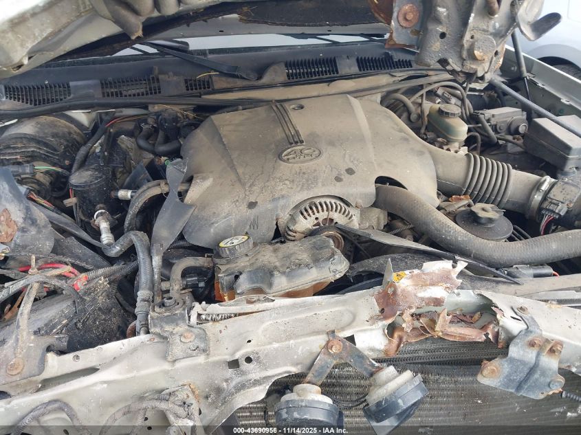 2002 Mercury Grand Marquis Ls VIN: 2MEFM75W82X664067 Lot: 43690956