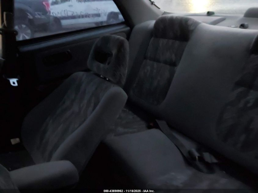 2000 Acura Integra Ls VIN: JH4DB7653YS004226 Lot: 43690962