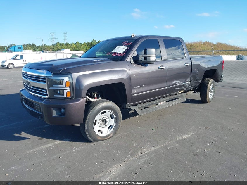 1GC1CWE81FF139248 2015 CHEVROLET SILVERADO photo no. 2