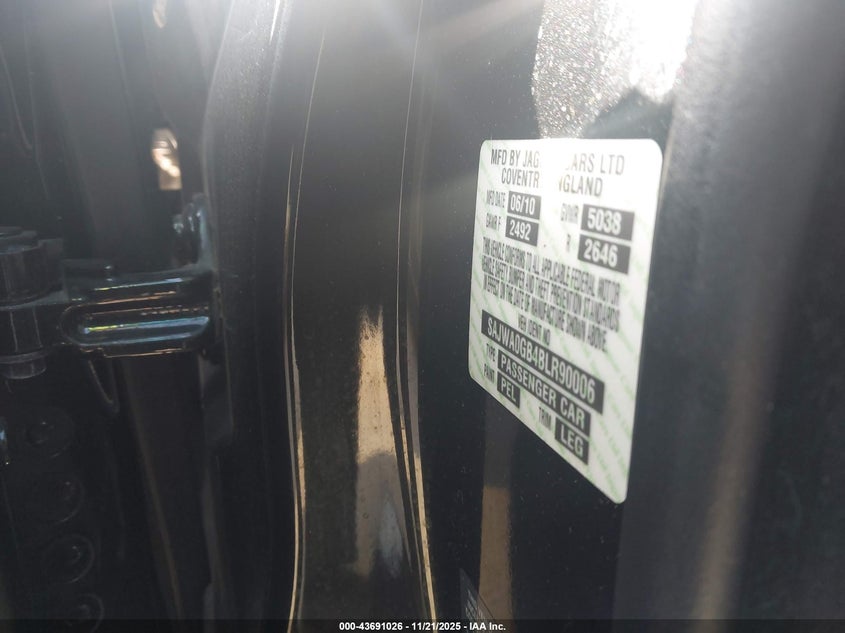 2011 Jaguar Xf Premium VIN: SAJWA0GB4BLR90006 Lot: 43691026