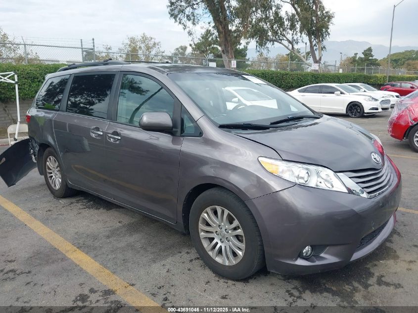 TOYOTA SIENNA XLE 8 PASSENGER