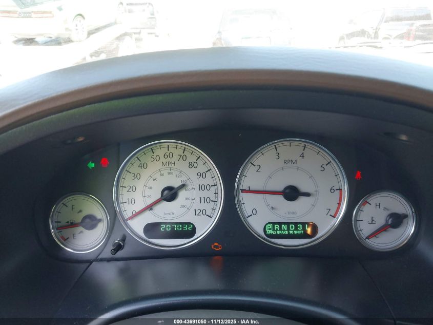 2007 Chrysler Town & Country Touring VIN: 2A8GP54L87R125011 Lot: 43691050