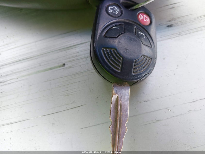 2008 Ford Taurus Limited VIN: 1FAHP25WX8G180085 Lot: 43691108