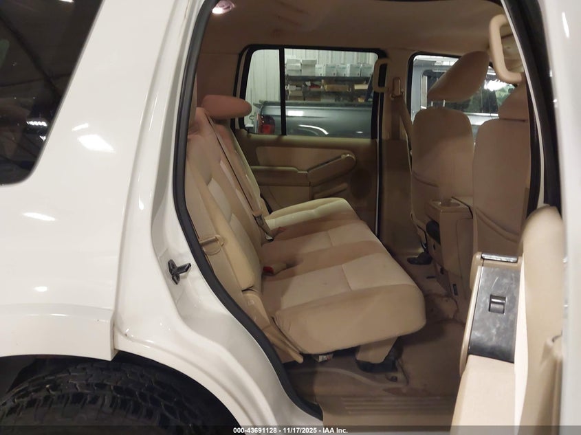 2009 Ford Explorer Xlt VIN: 1FMEU73E29UA07561 Lot: 43691128