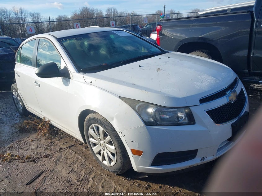 CHEVROLET CRUZE LS