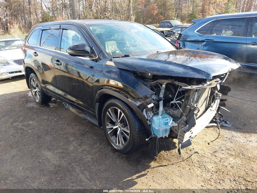 TOYOTA HIGHLANDER LE