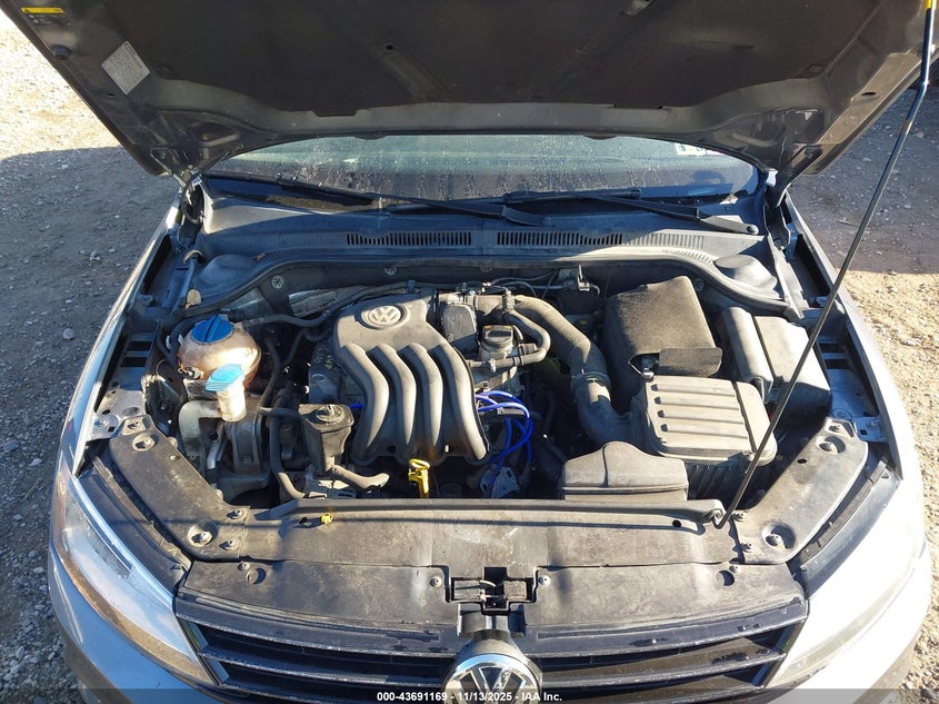 3VW2K7AJ7FM253466 2015 VOLKSWAGEN JETTA photo no. 10