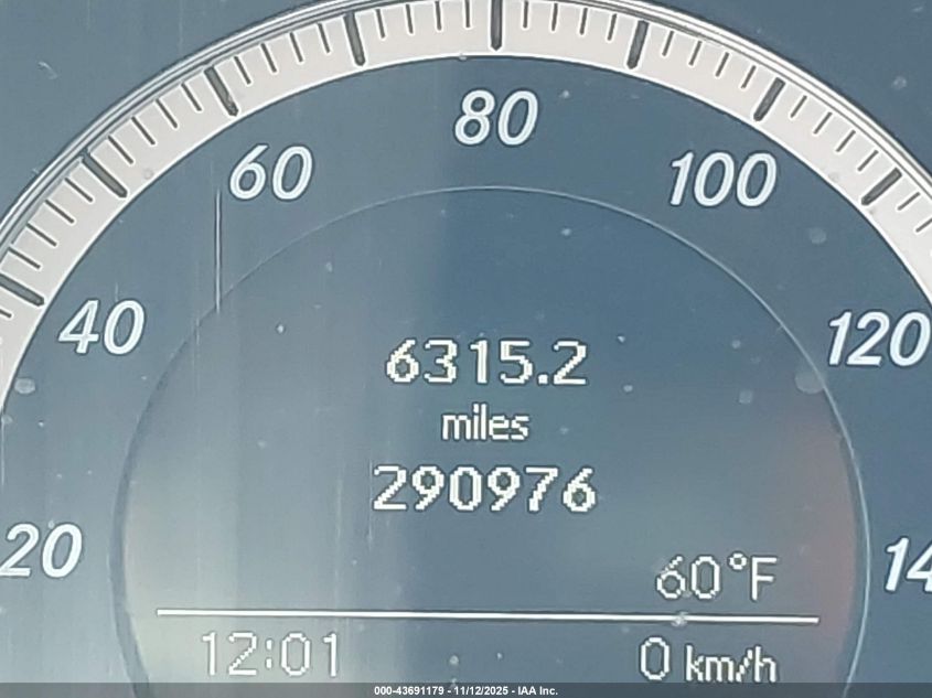 2008 Mercedes-Benz C 300 Luxury/Sport VIN: WDDGF54X38F082144 Lot: 43691179