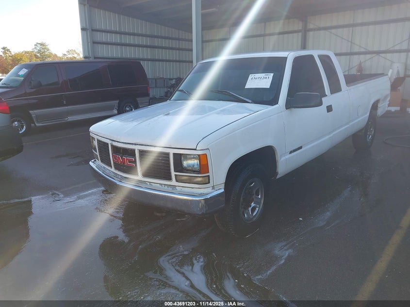 1GCGC29RXVE179094 1997 CHEVROLET SILVERADO photo no. 2