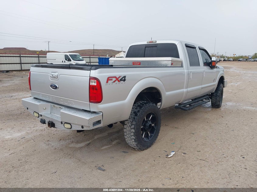 1FT8W3BT5CED15541 2012 FORD F350 photo no. 4