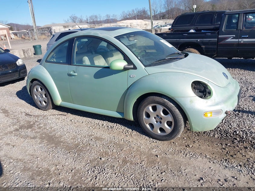2002 VOLKSWAGEN NEW BEETLE GLS TDI