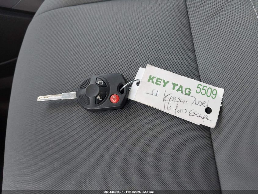 2016 Ford Escape Se VIN: 1FMCU9GX5GUB00165 Lot: 43691507