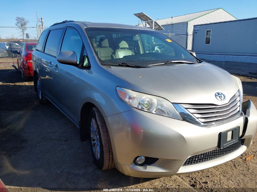 2016 TOYOTA SIENNA XLE PREMIUM 8 PASSENGER - 5TDYK3DC4GS726096
