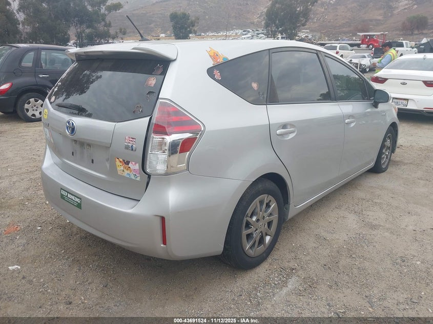 JTDZN3EUXHJ061139 2017 TOYOTA PRIUS V (+) photo no. 4