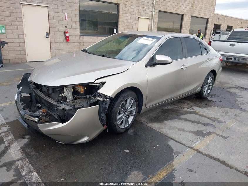 4T1BF1FK6HU406516 2017 TOYOTA CAMRY photo no. 2