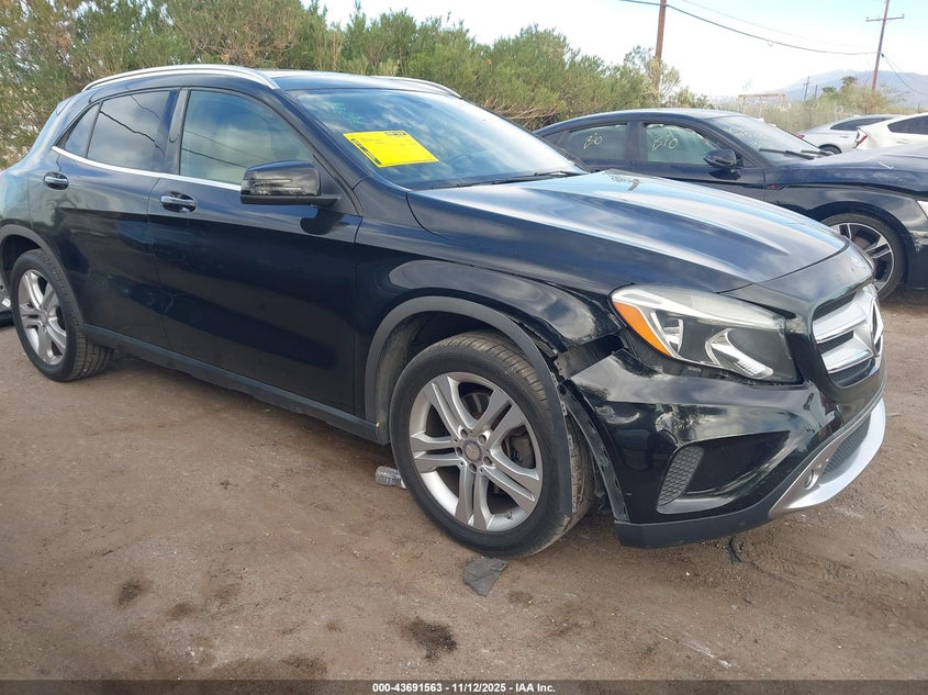 2015 MERCEDES-BENZ GLA 250 - WDCTG4EB1FJ168138