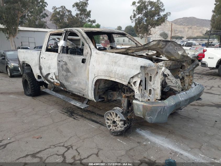 CHEVROLET SILVERADO 2500 4WD STANDARD BED LT