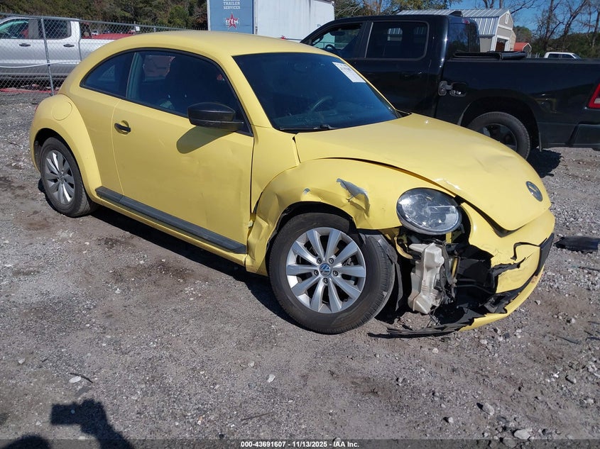 2015 VOLKSWAGEN BEETLE 1.8T FLEET EDITION - 3VWF17AT8FM649931