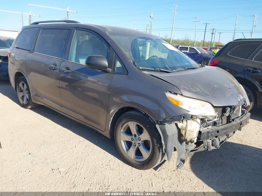 2015 TOYOTA SIENNA LE 8 PASSENGER - 5TDKK3DC0FS586262