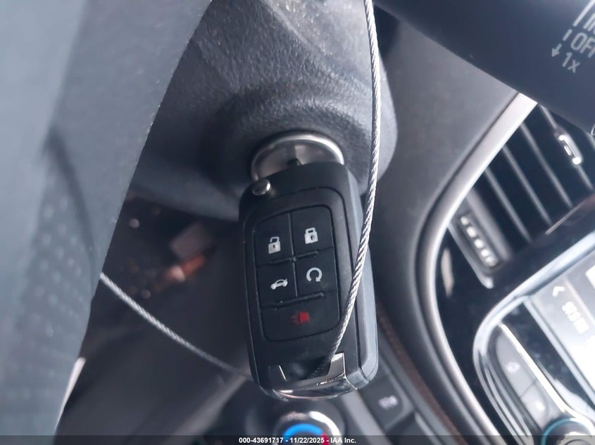 2017 Chevrolet Trax Lt VIN: 3GNCJLSB0HL241282 Lot: 43691717