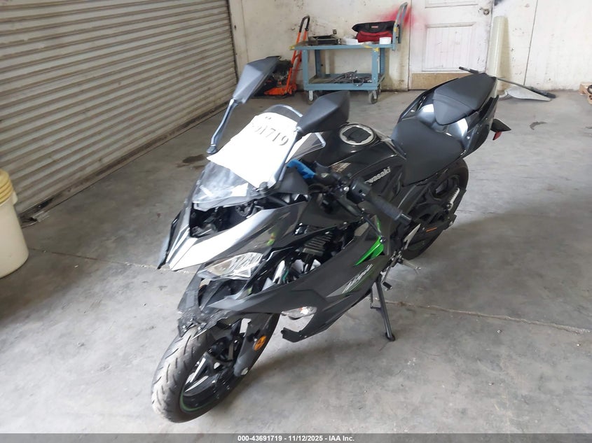 JKAEXKG17PDAS5294 2023 KAWASAKI EX photo no. 2