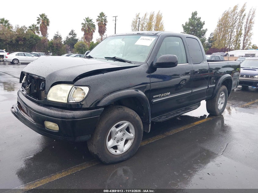 5TBRT38142S304891 2002 TOYOTA TUNDRA photo no. 2