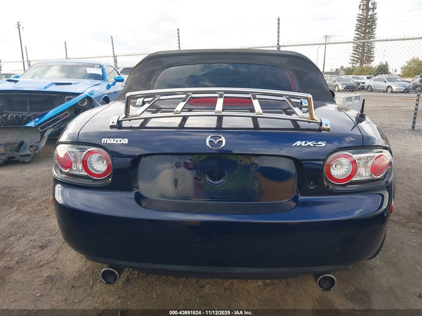 2008 Mazda Mx-5 Grand Touring VIN: JM1NC25FX80141336 Lot: 43691824