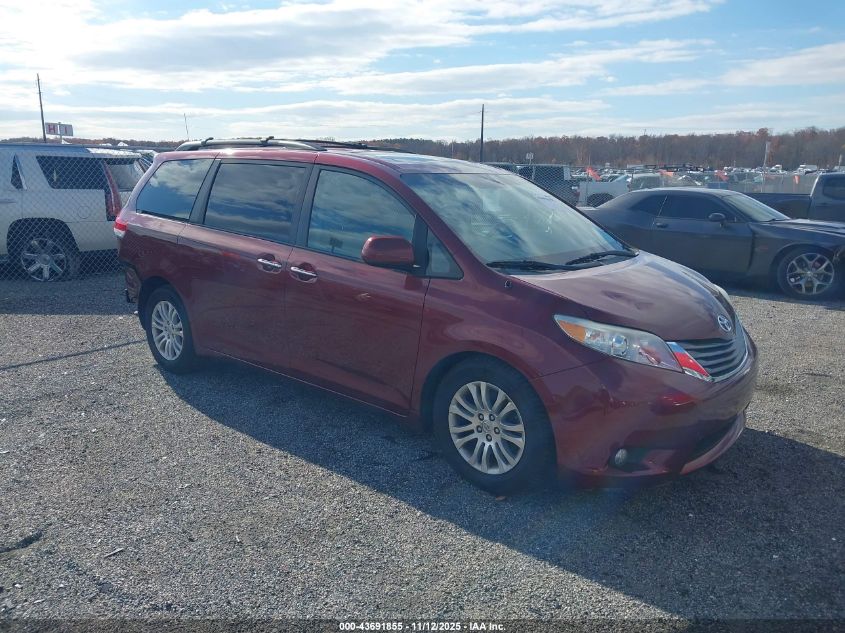 TOYOTA SIENNA XLE V6 8 PASSENGER